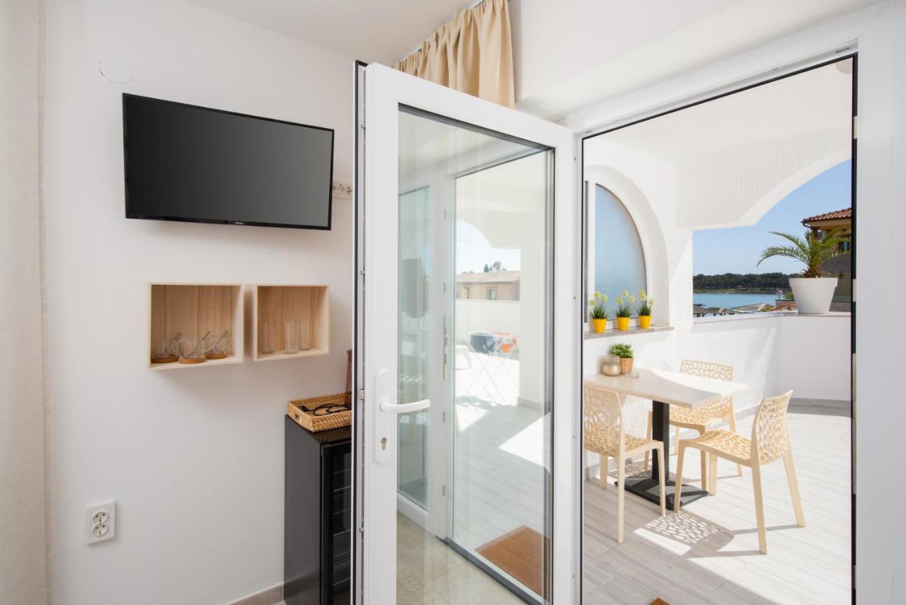 Apartments And Rooms Jakic Μεντουλίν Εξωτερικό φωτογραφία