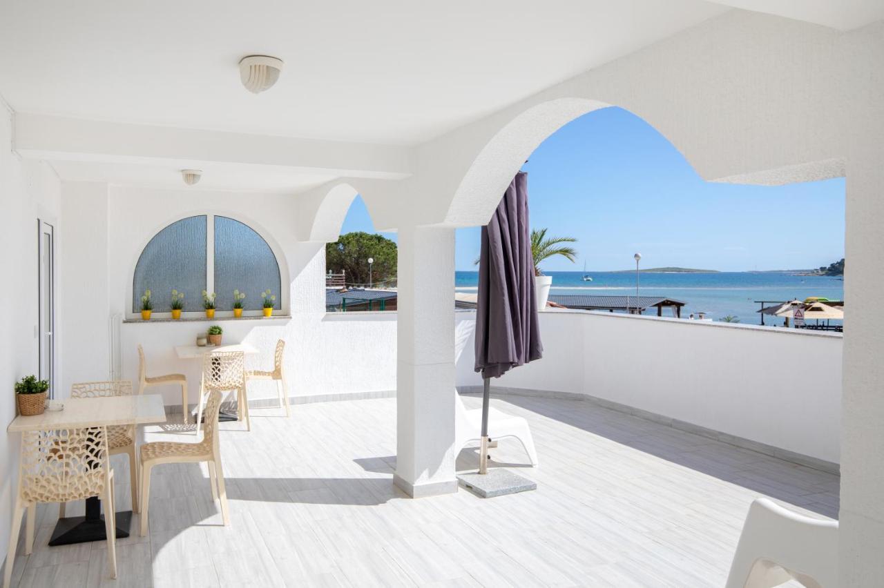 Apartments And Rooms Jakic Μεντουλίν Εξωτερικό φωτογραφία