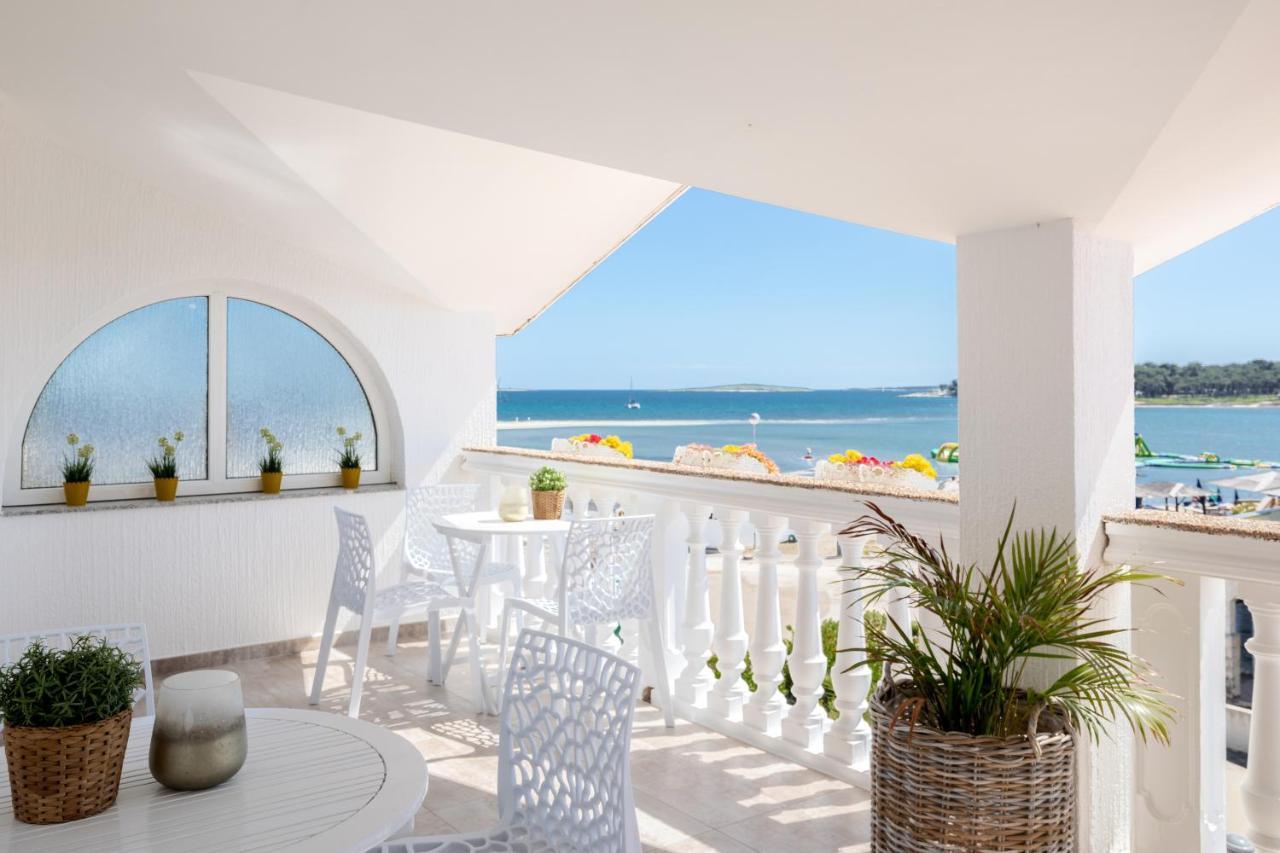 Apartments And Rooms Jakic Μεντουλίν Εξωτερικό φωτογραφία