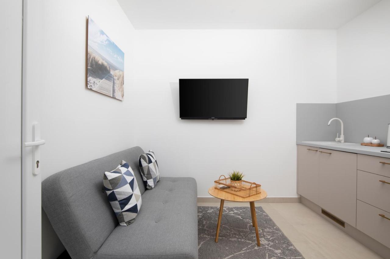 Apartments And Rooms Jakic Μεντουλίν Εξωτερικό φωτογραφία